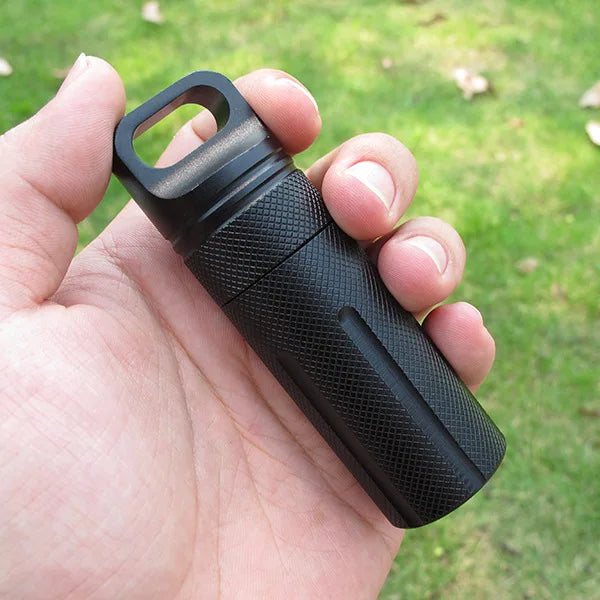 Portable Travel Pill Organizer Case – Compact Weekly/Daily Medication Storage with Secure Lock